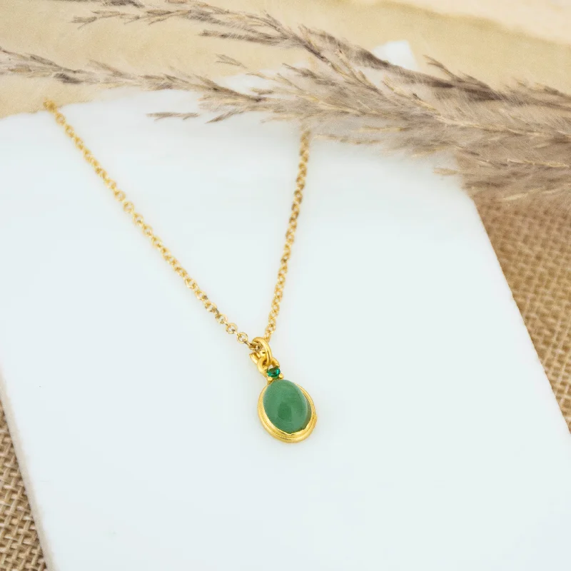 women's vintage necklaces-Green Stone Necklace