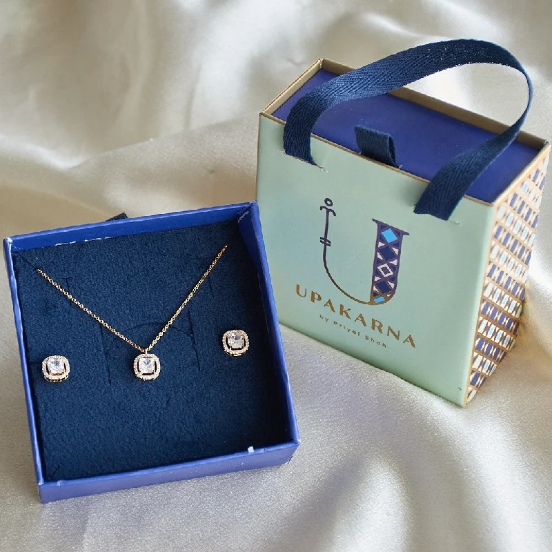 women's teardrop necklaces-Square Diamond Necklace Gift Set