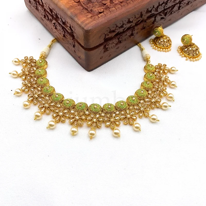 women's flower necklaces-Exquisite LCD Champagne stone Antique Necklace in Pastel Green