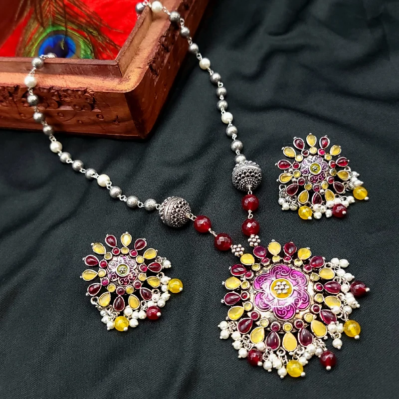 women's teardrop necklaces-Yellow & Red Handpainted Meenakari Oxidized German Silver Necklace with Stud