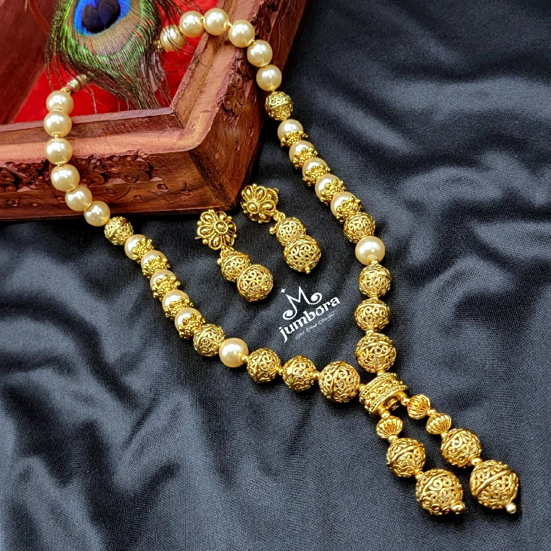 women's statement gemstone necklaces-Handmade Gold Ball & Pearl Mala Necklace