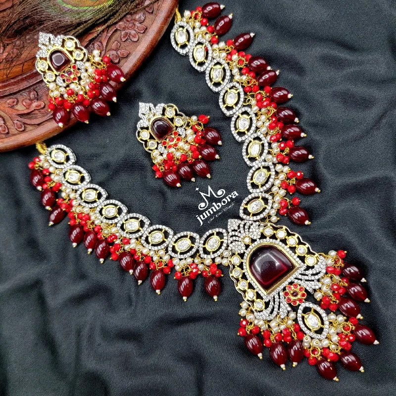 women's vintage pendant necklaces-Royal Statement White AD Zircon & Kundan Necklace with Maroon Monalisa Beads