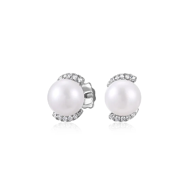 women's silver dangly earrings-Cultured freshwater pearl stud earrings in sterling silver