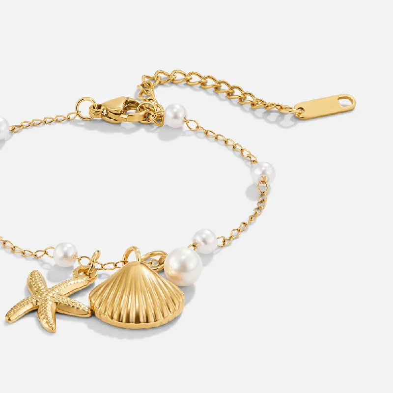 women's multi-layered bracelets-Aria Shell Charm Bracelet