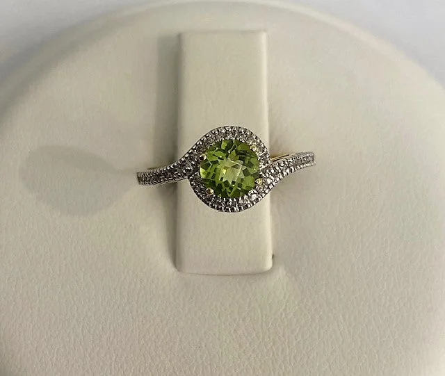 women's princess cut engagement rings-14kt Yellow Gold Peridot and Diamond Ring